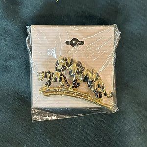 Vintage Gold Tone and Black Tiger and Cub Brooch Pin